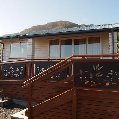 Croesus Cottages Barrytown Exterior photo